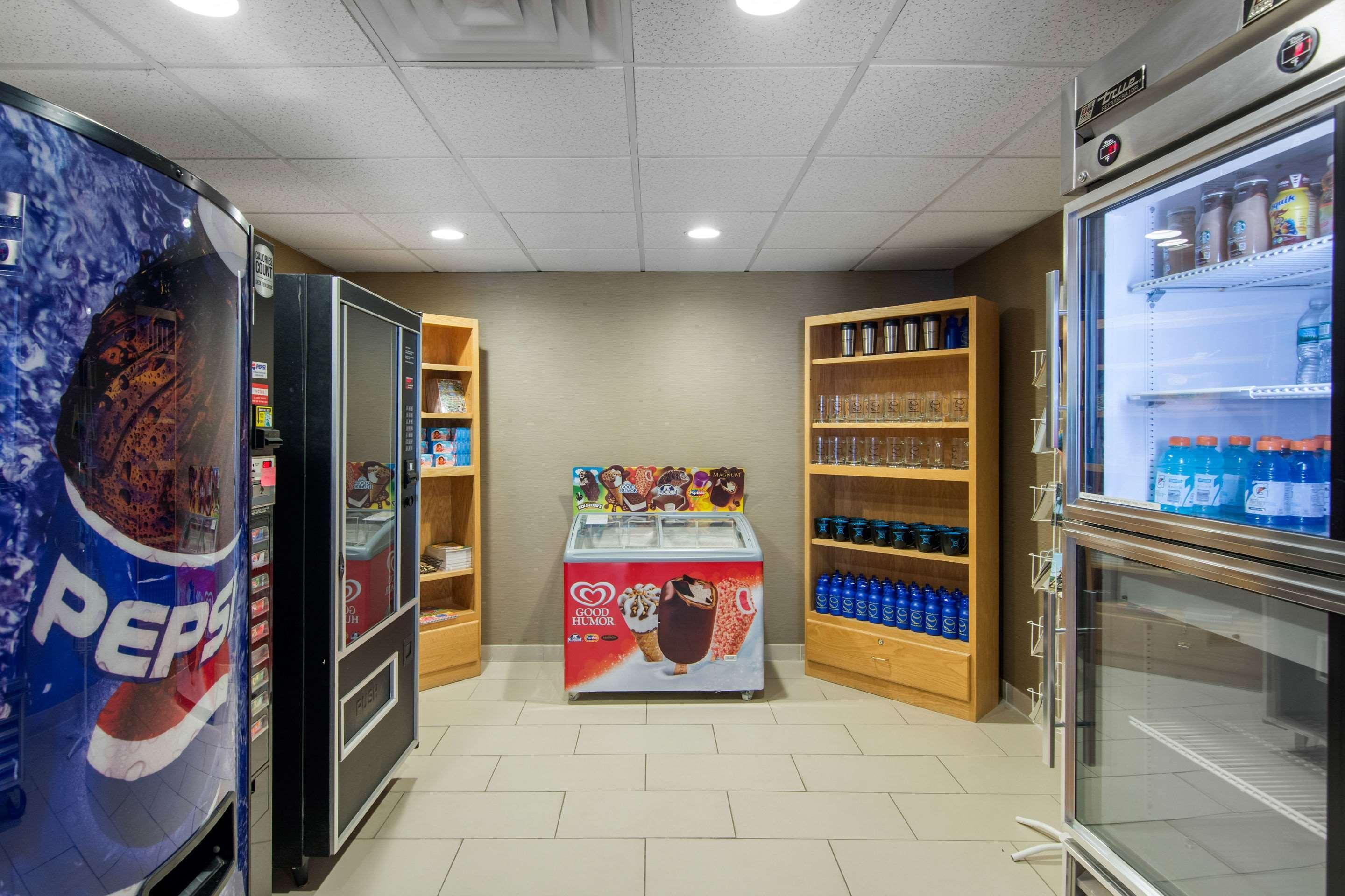 Comfort Inn & Suites Cooperstown - Milford Extérieur photo
