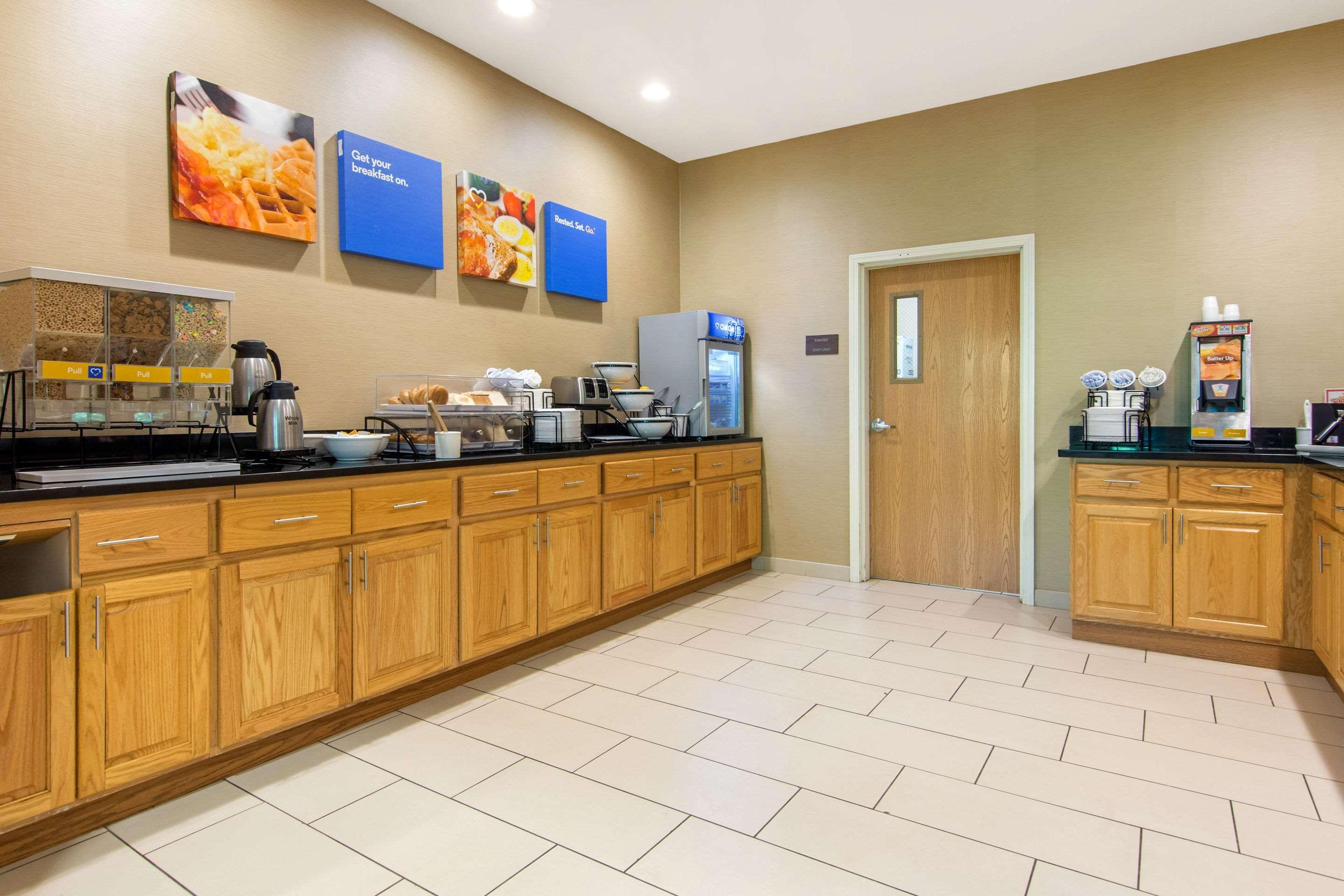 Comfort Inn & Suites Cooperstown - Milford Extérieur photo