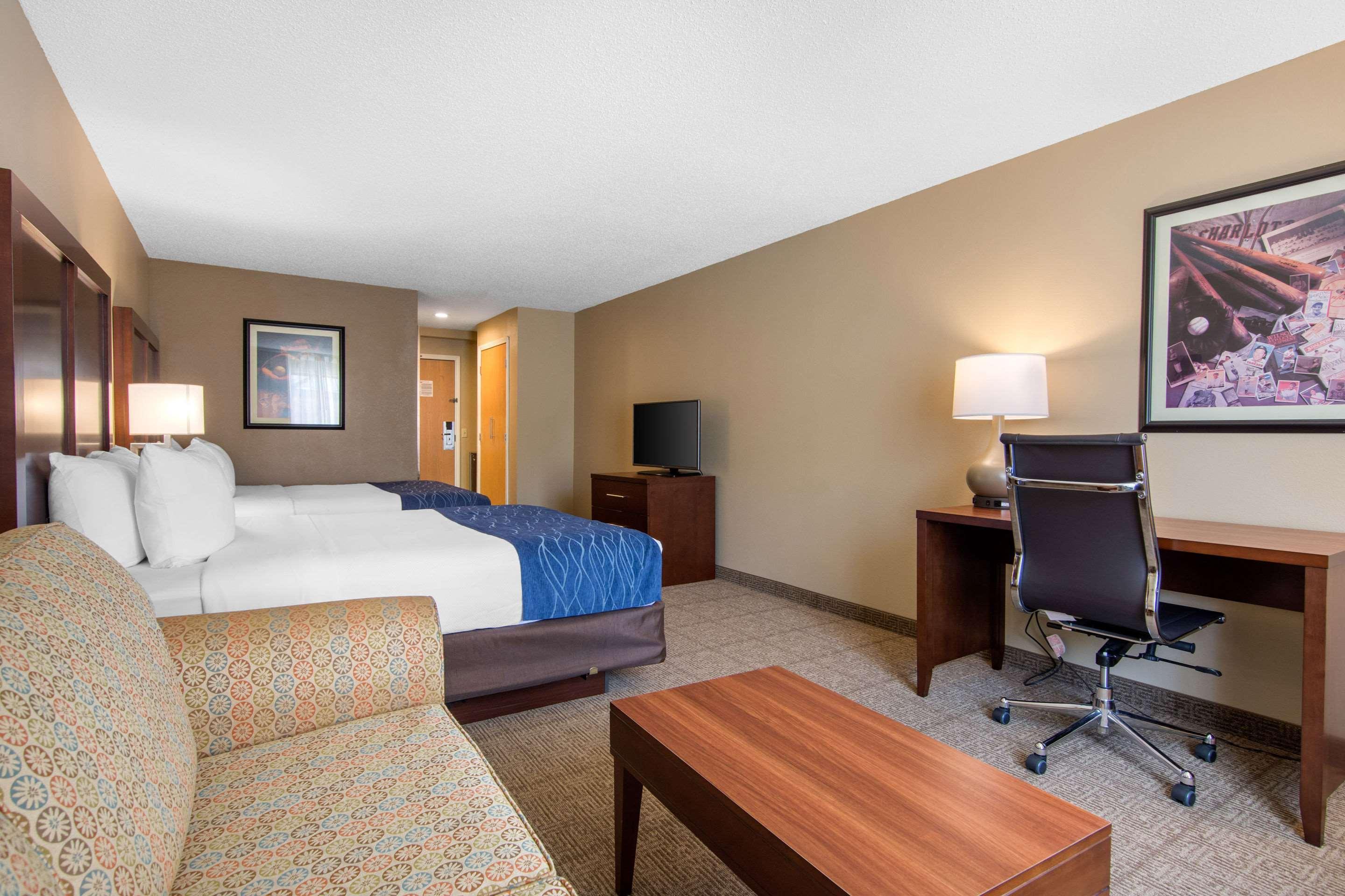 Comfort Inn & Suites Cooperstown - Milford Extérieur photo