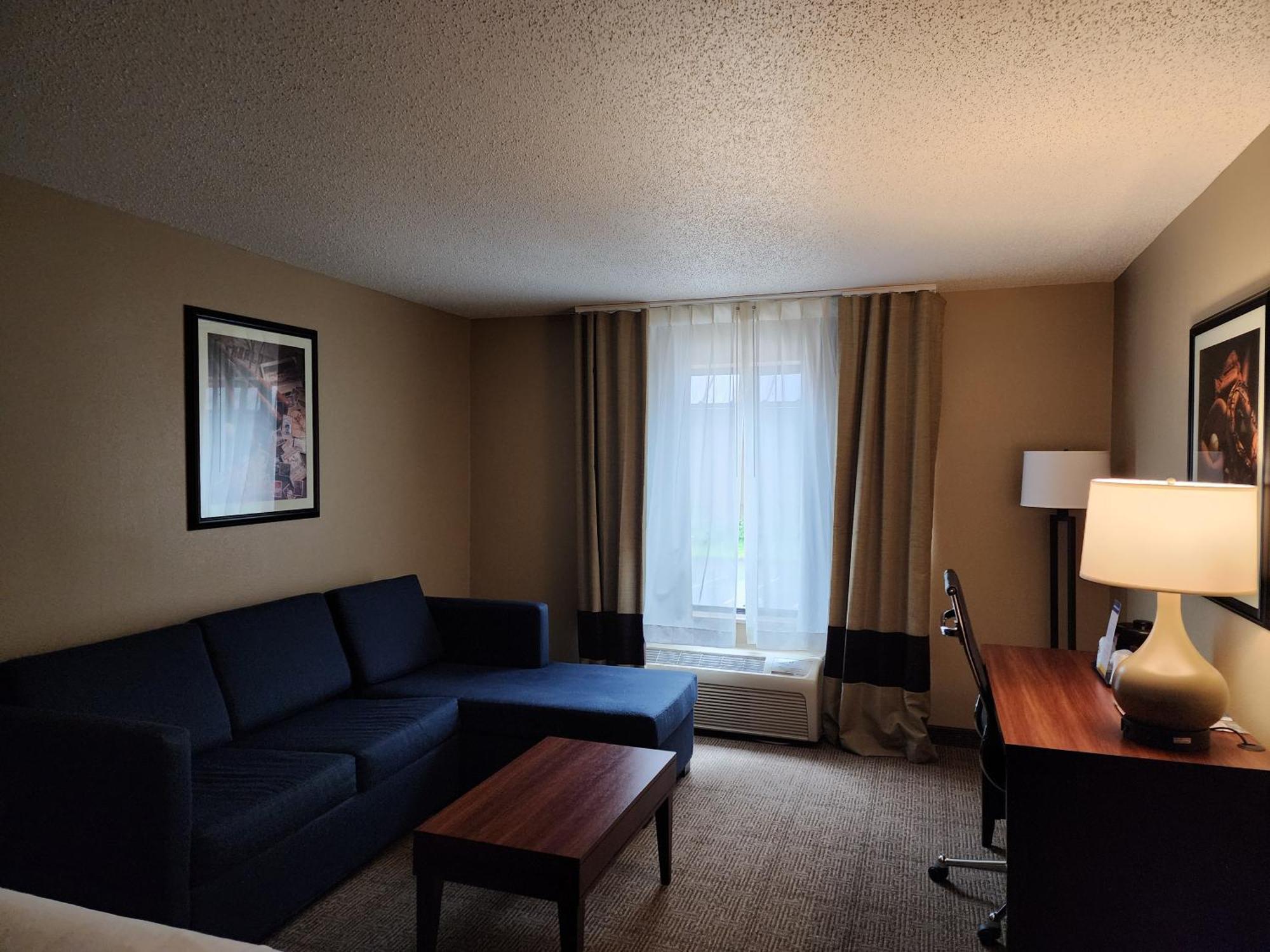 Comfort Inn & Suites Cooperstown - Milford Extérieur photo